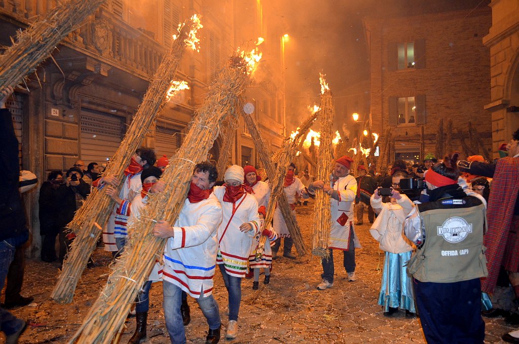 SEGNALATA Di Monte Marcello OFFIDA CARNEVALE.JPG